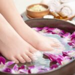 PADICURE & FOOT STUFF BATHING